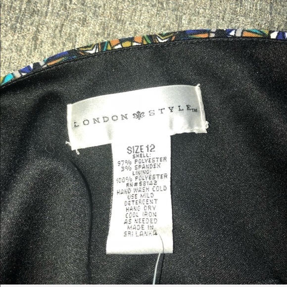 London style
Sheath dress
Geometric print size 12 - Picture 8 of 8